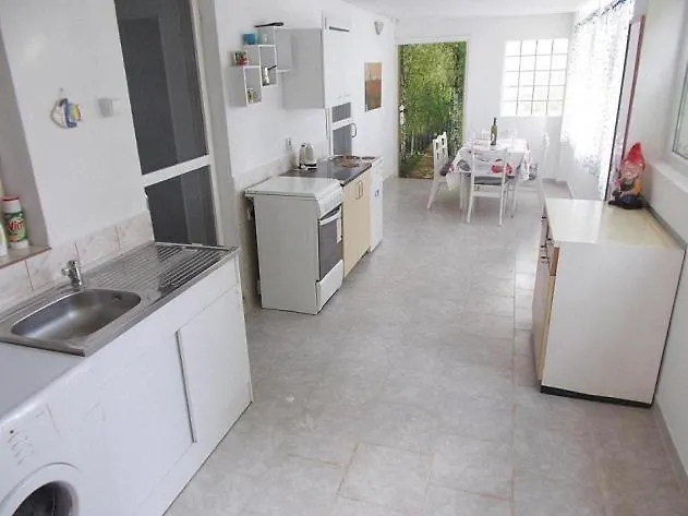 Apartments Azoa Dramalj