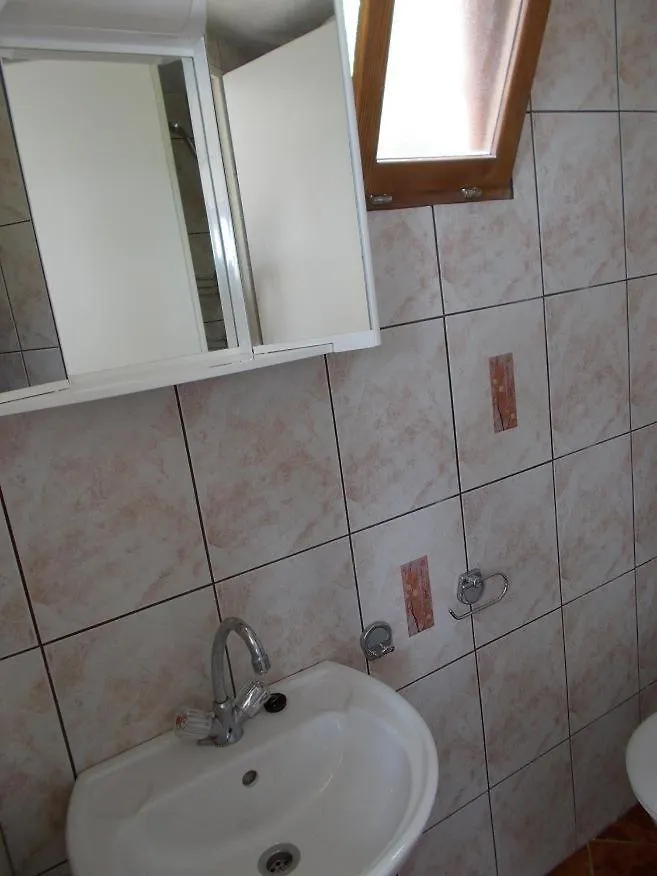 Apartments Azoa Dramalj