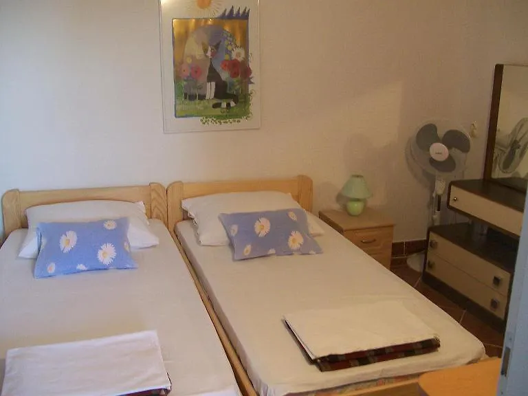 Apartments Azoa Dramalj Croatia