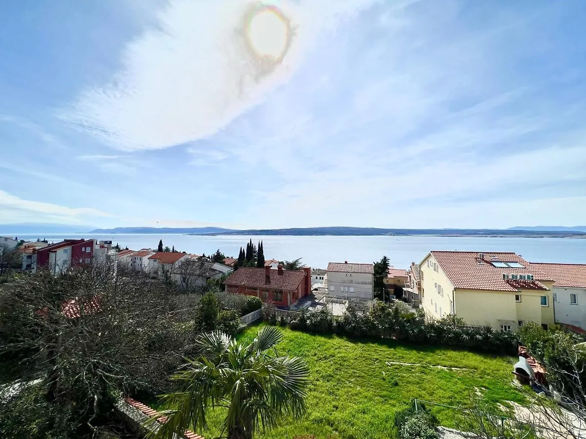 Apartments Azoa Dramalj