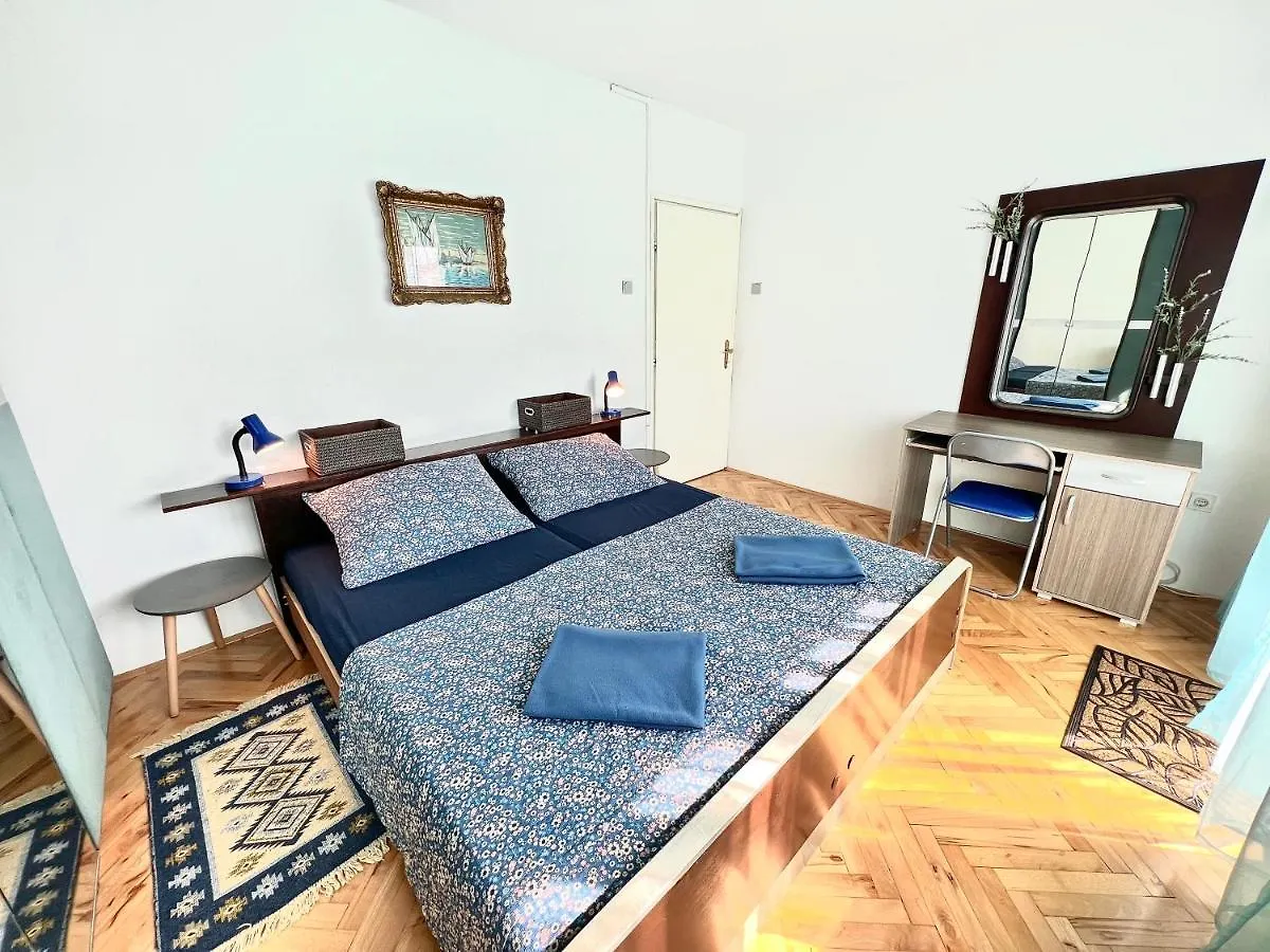 Apartments Azoa Dramalj