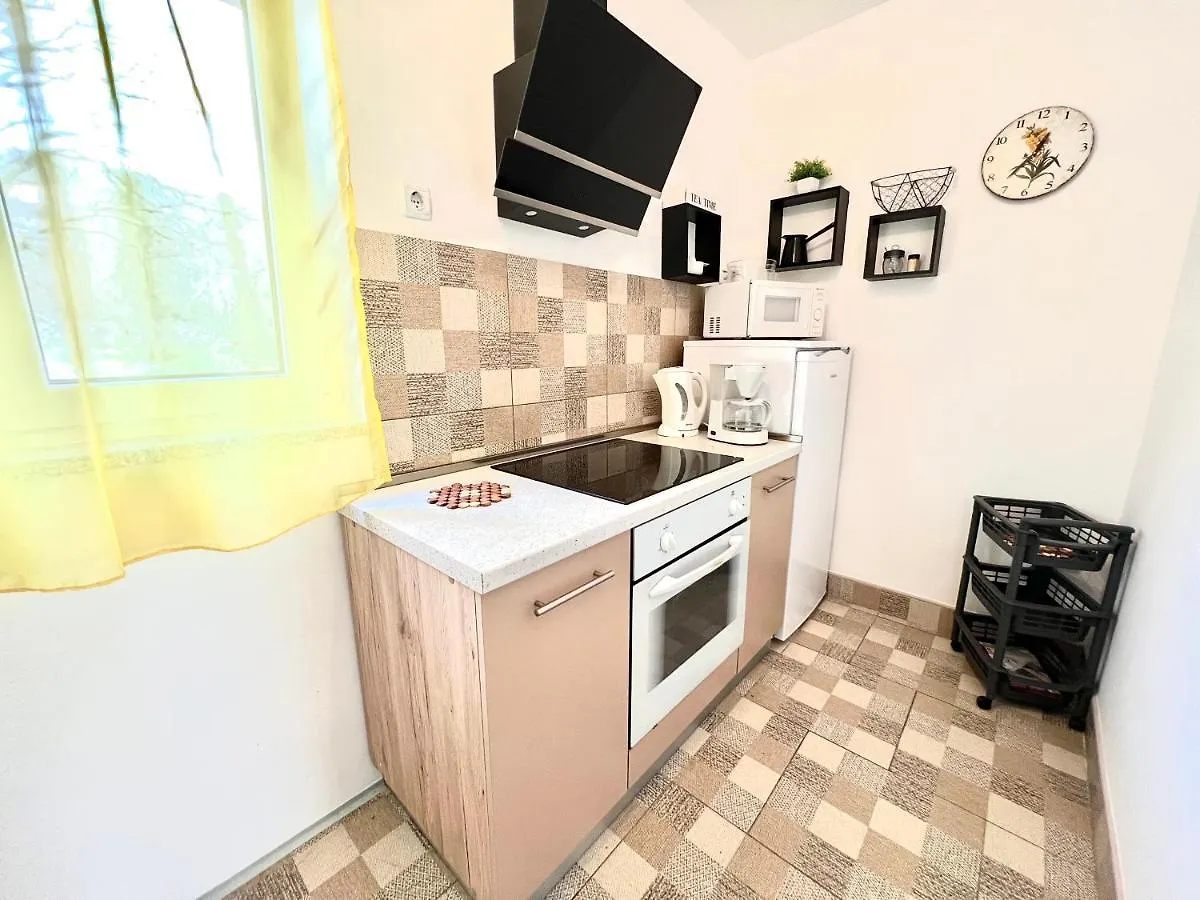 Apartments Azoa Dramalj